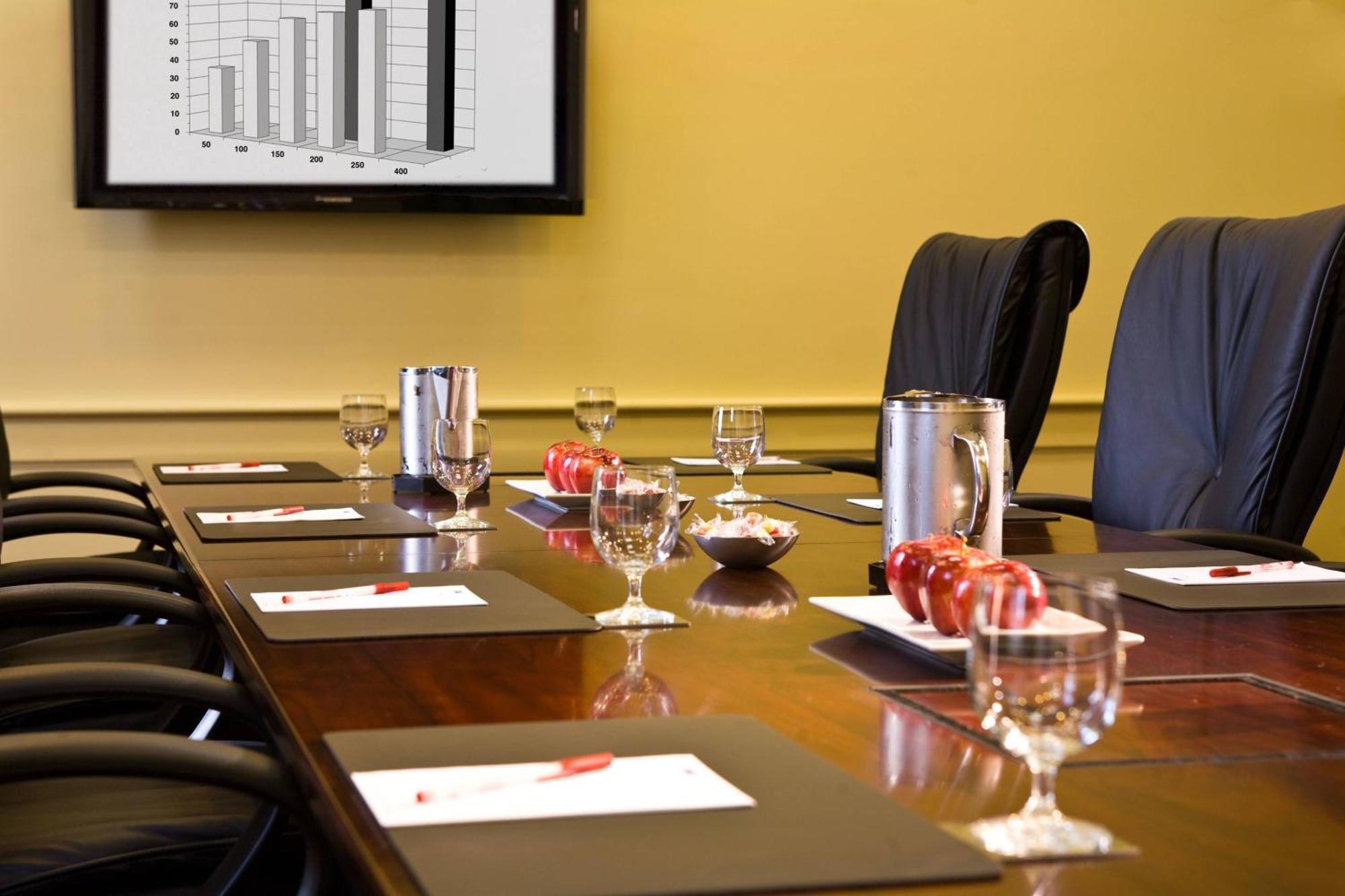 College Park Marriott Hotel & Conference Center Экстерьер фото